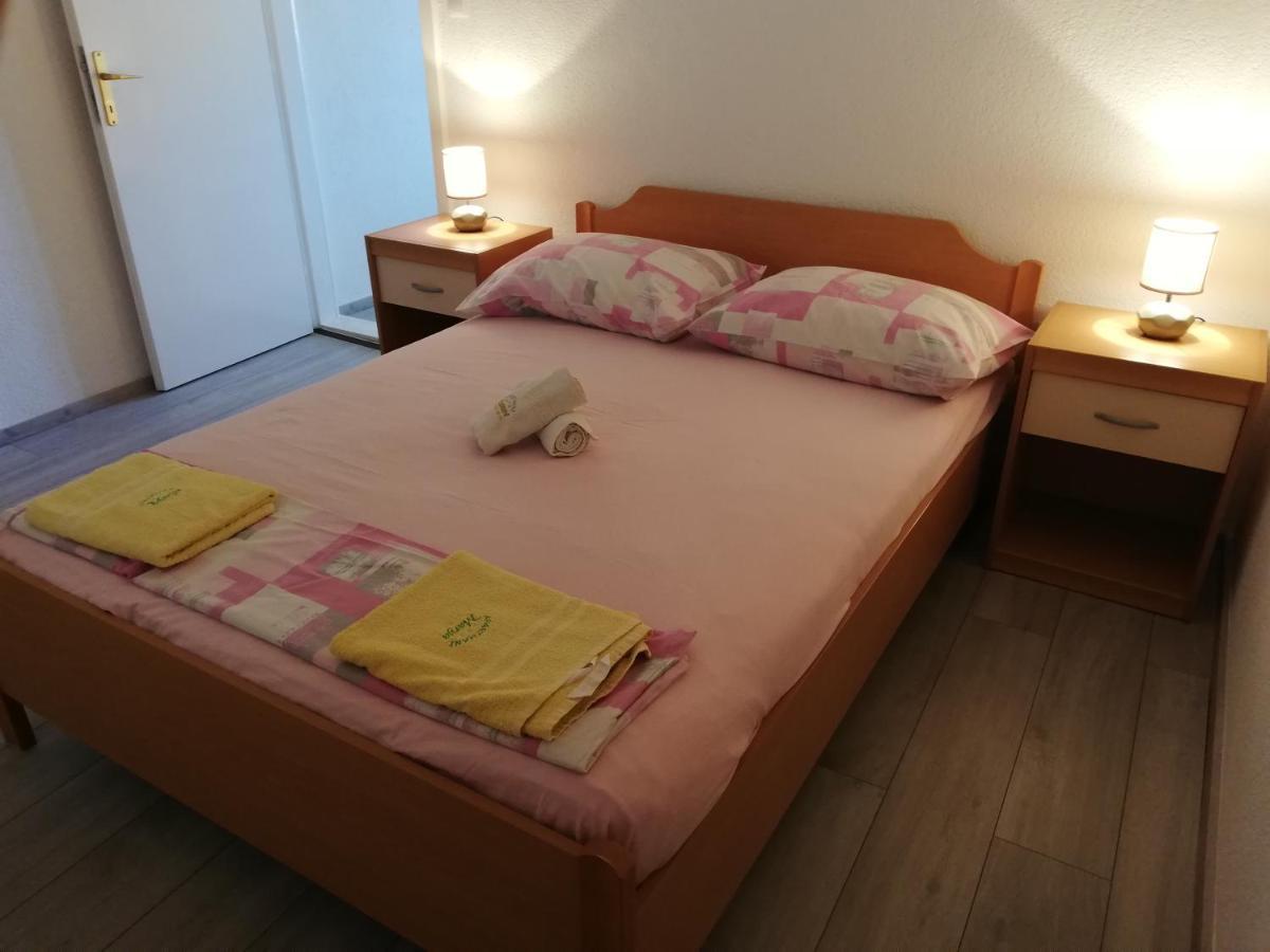 Apartments Amfora Gdinj Zewnętrze zdjęcie