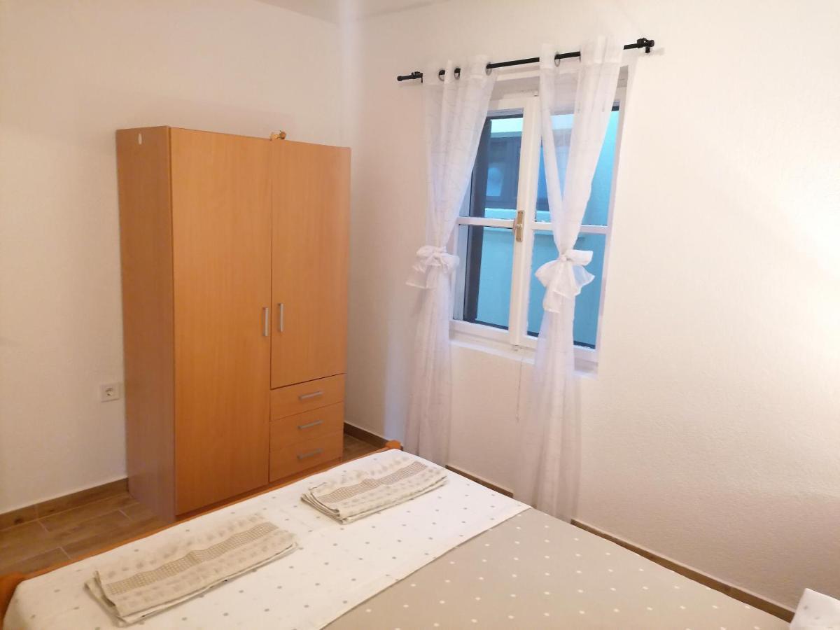 Apartments Amfora Gdinj Zewnętrze zdjęcie