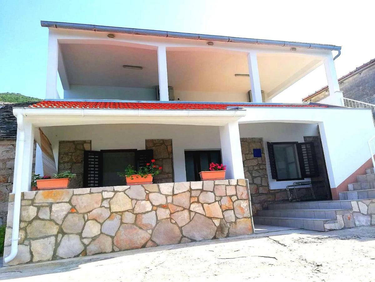 Apartments Amfora Gdinj Zewnętrze zdjęcie