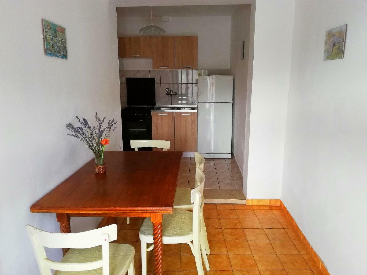 Apartments Amfora Gdinj Zewnętrze zdjęcie