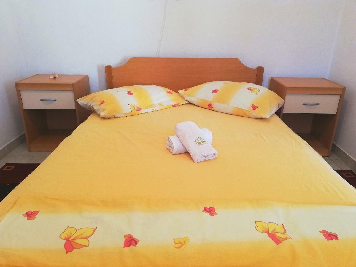 Apartments Amfora Gdinj Zewnętrze zdjęcie