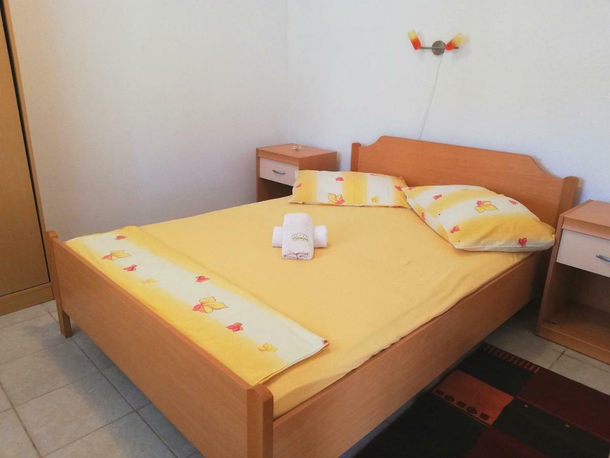 Apartments Amfora Gdinj Zewnętrze zdjęcie