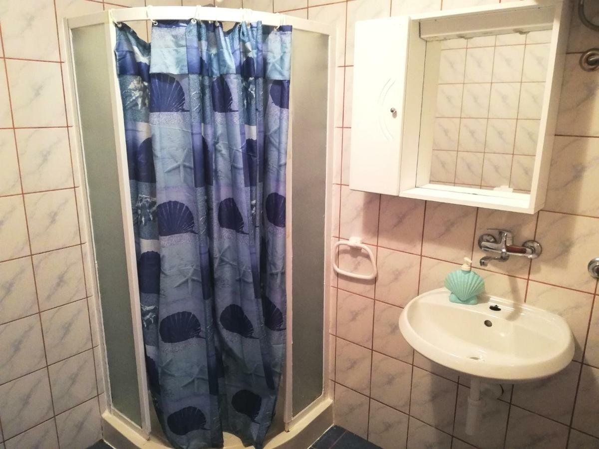 Apartments Amfora Gdinj Zewnętrze zdjęcie